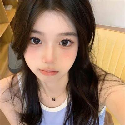 想被拥抱的12个女人